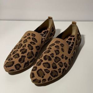 Vince Camuto Fabeau Flats Leopard Size 8 1/2